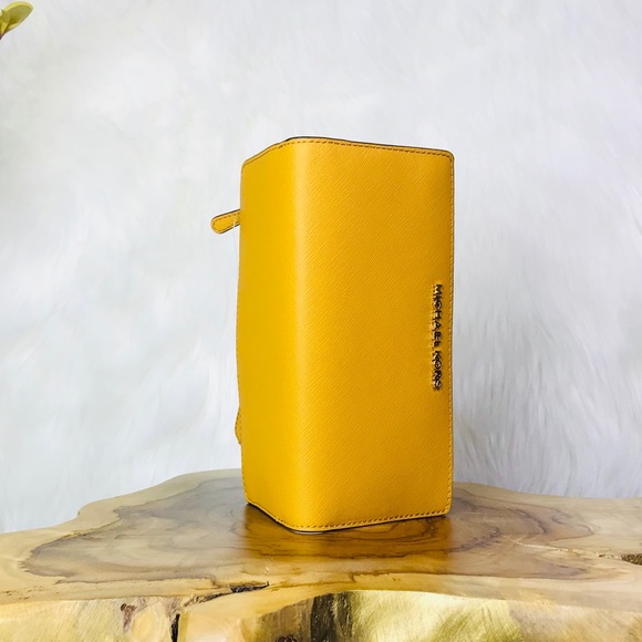 Michael Kors Card Case Carryall Wallet - Picture 7 of 8